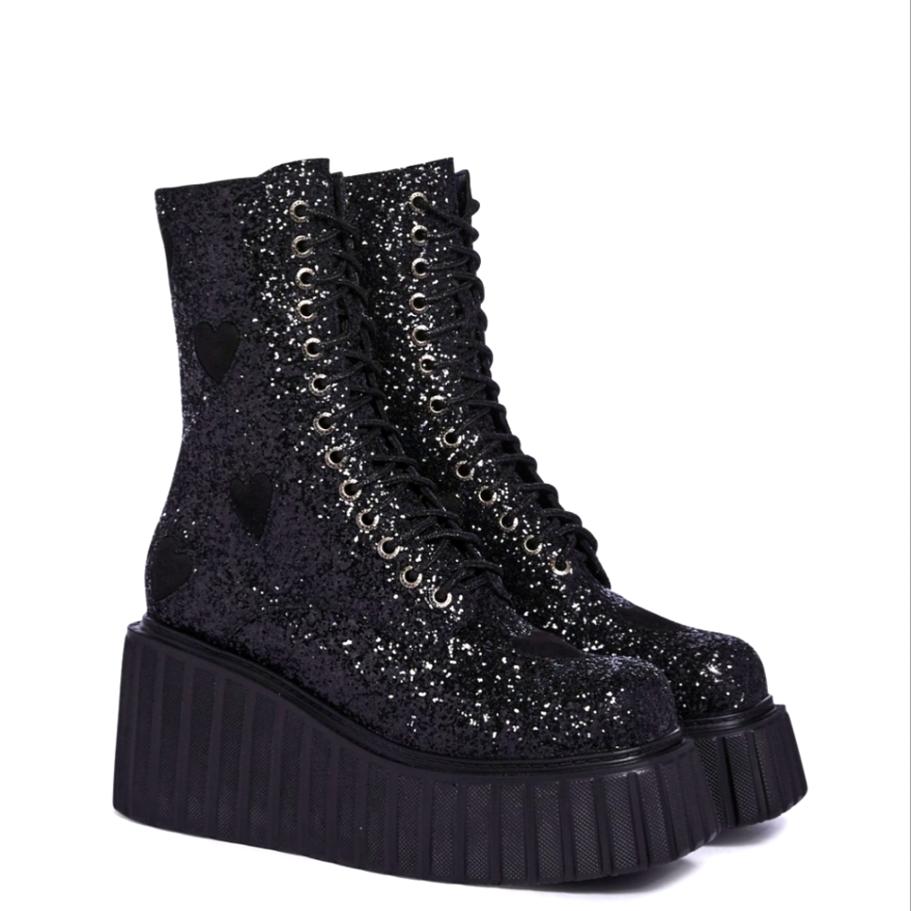 RARE Lamoda Black Heart Platform Boot